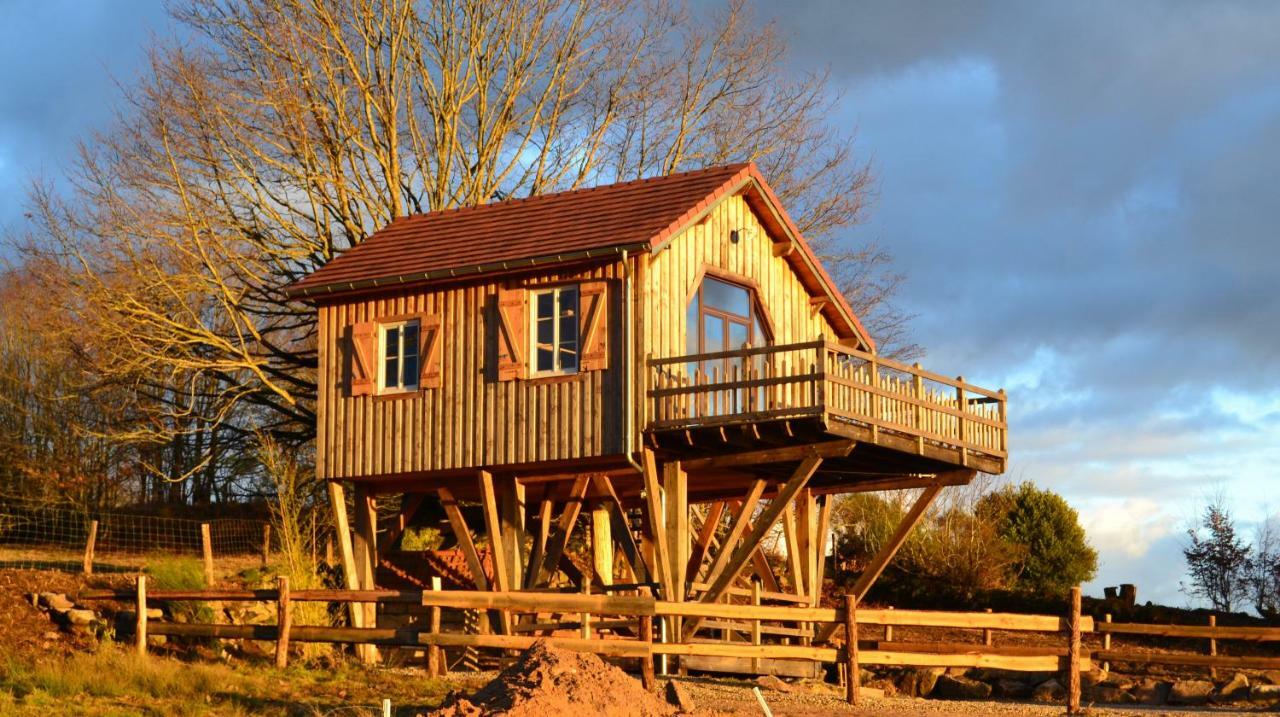 Les Cabanes Des Fontaines Saint-Sernin-du-Bois Eksteriør billede